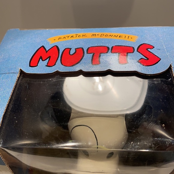 Patrick McDonnell Earl Figurine - Picture 3 of 7